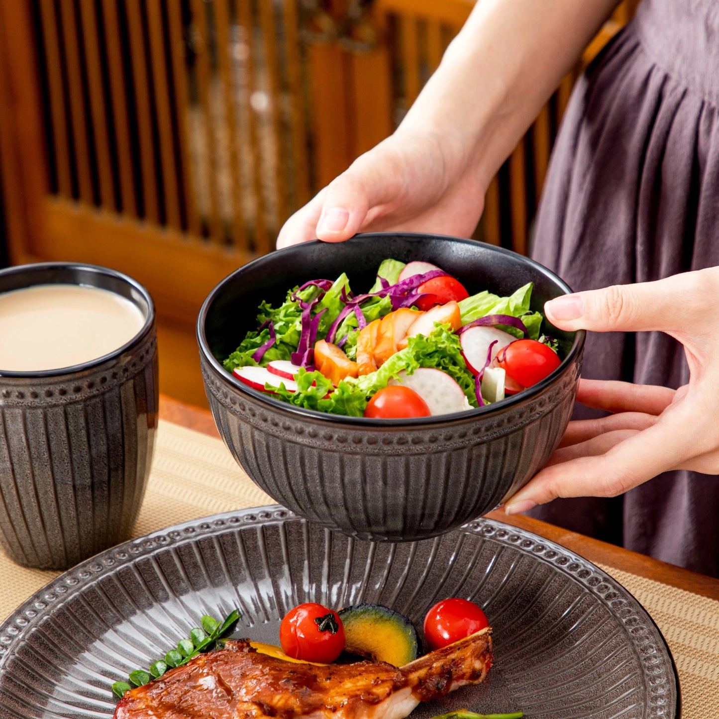 vancasso 4-16 Piece Relief Ceramic Plates Set Black Elegent Tableware set with up to 4 PCS Dinner Plate/Dessert/Cereal Bowl/Mug