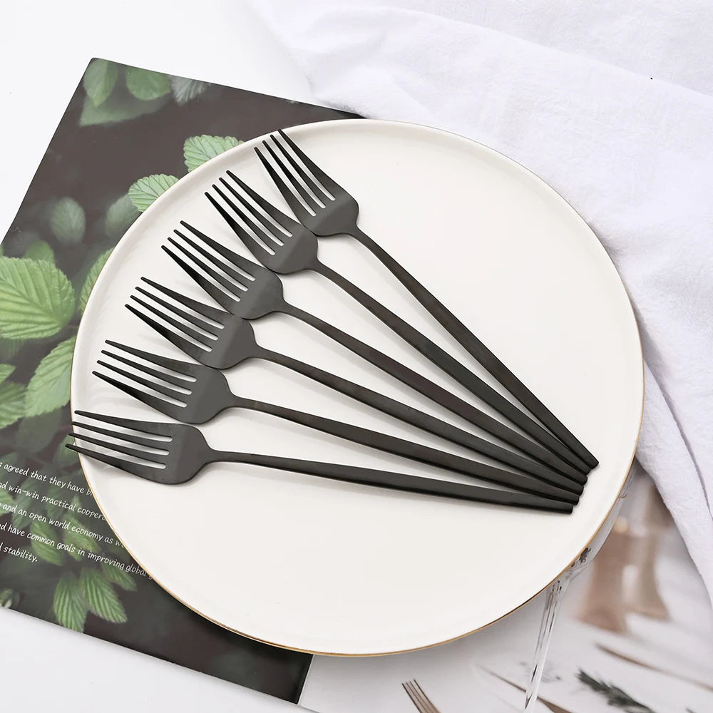 16Pcs Tableware Dinnerware Set Black Cutlery Set Stainless Steel Fork Knife Teaspoon Dinner Kitchen Flatware Set