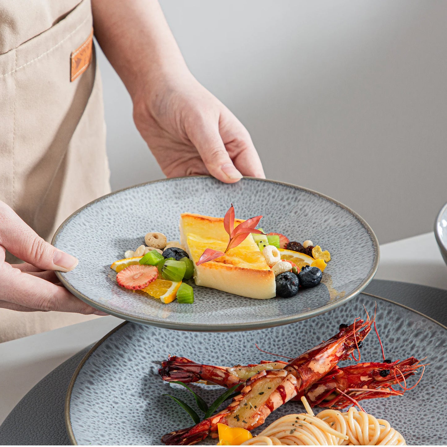 vancasso 4-16 Piece Embossed Stoneware Tableware Set with 4PCS Dinner/Dessert Plate/Soup Bowl for 4/8/12 person