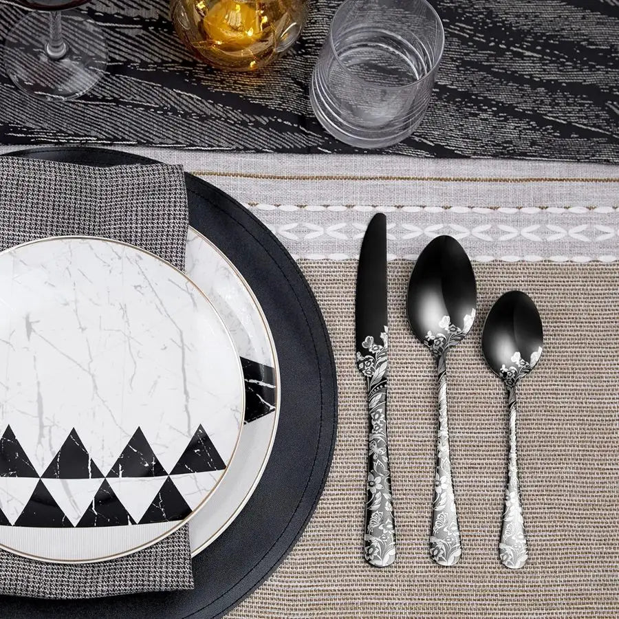 20 Pieces of Stainless Steel Tableware Set with Butterfly Pattern Silverware, Mirror Polished, with Spoon, Fork and Knife, Suitable for Dark Rock Enthusiasts, Suitable for Halloween,
